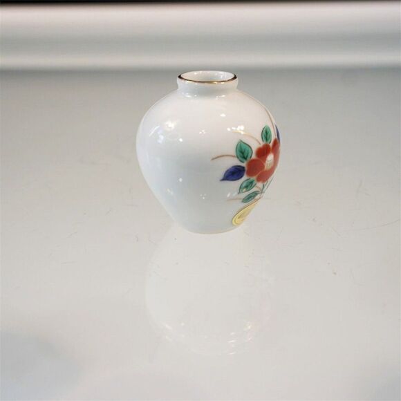 Vintage Arita Ware Vase Miniature Floral Porcelain Original Foil Sticker Japan - Picture 2 of 9